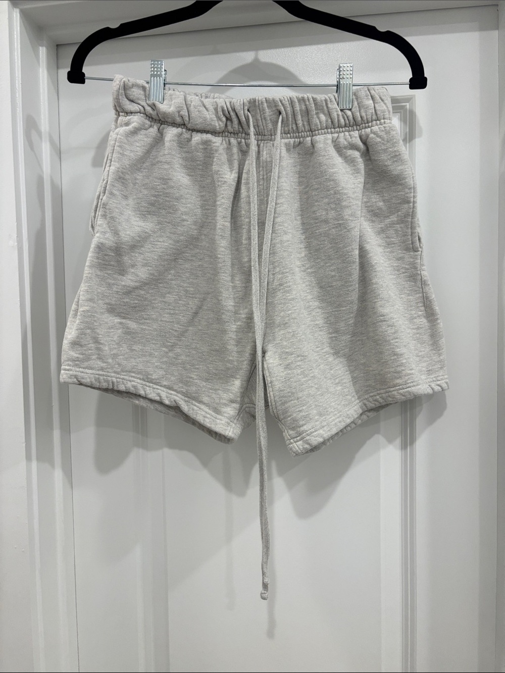 mnml sweatshorts